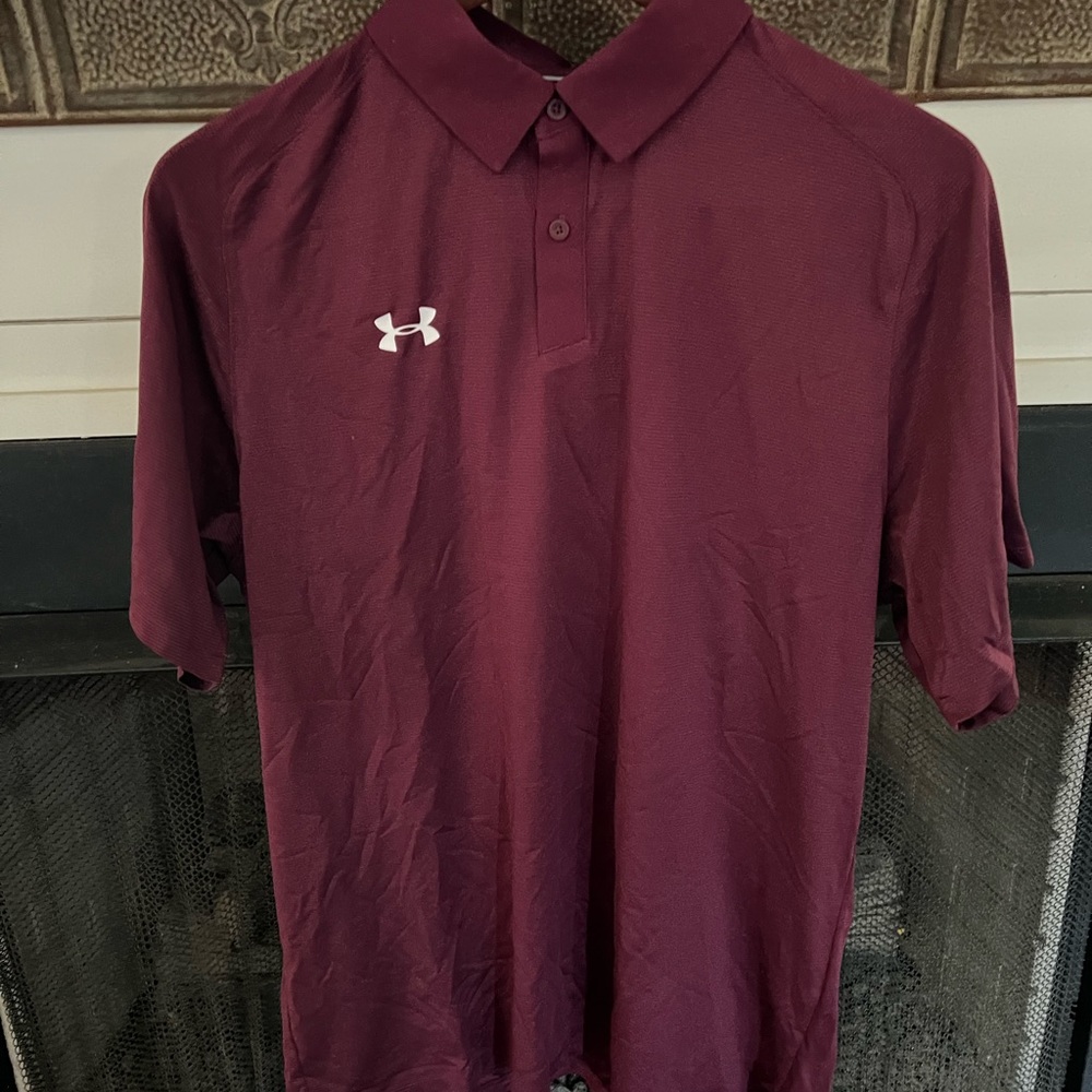 UA golf polo
